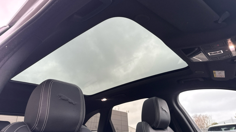 Jaguar F-Pace 2.0 D200 R-Dynamic Black 5dr Auto AWD Diesel Estate